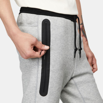Nike Sportswear Tech Fleece Joggers ''Grey Heather''